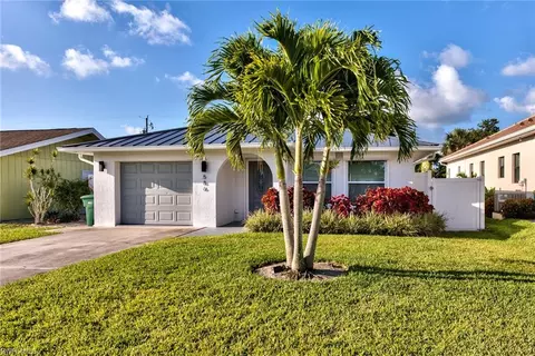 586 98th Ave N, Naples, FL 34108 photo 23
