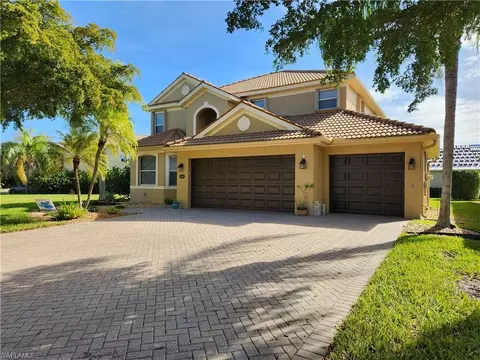 13807 Farnese Dr, Estero, FL 33928
