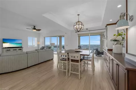 4731 Bonita Bay Blvd #1802, Bonita Springs, FL 34134
