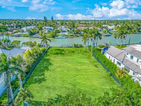1230 Galleon Dr, Naples, FL 34102
