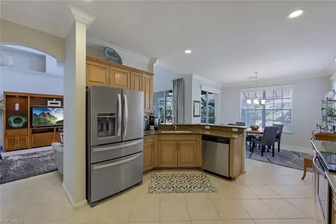 16165 Parque Ln, Naples, FL 34110 photo 9