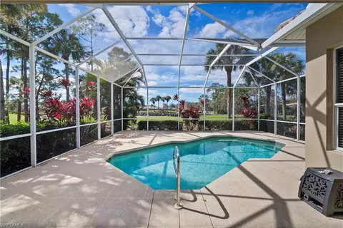 8629 Gleneagle Way, Naples, FL 34120