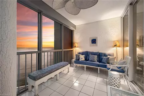 4951 Gulf Shore Blvd N #1401, Naples, FL 34103