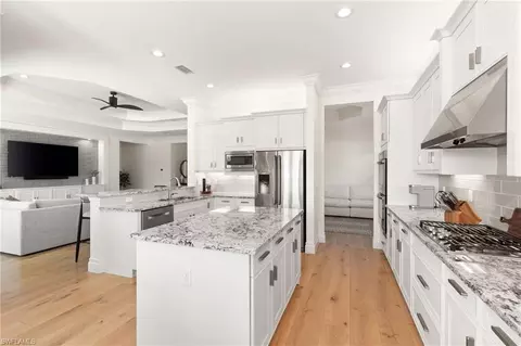 4308 Caldera Cir, Naples, FL 34119 photo 10