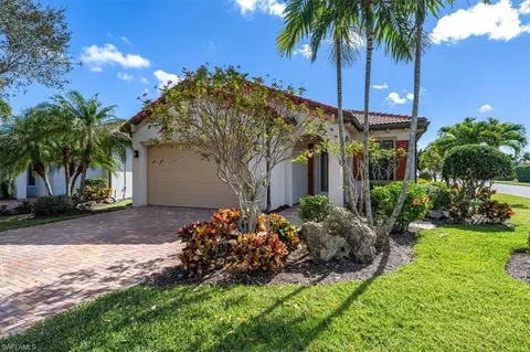 1330 Manado Dr, Naples, FL 34113