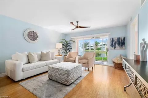 132 Pebble Shores Dr #7-104, Naples, FL 34110
