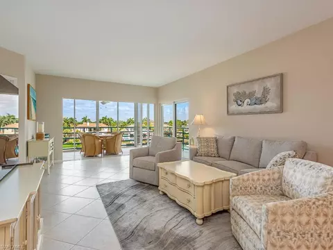 255 Park Shore Dr #3-342, Naples, FL 34103