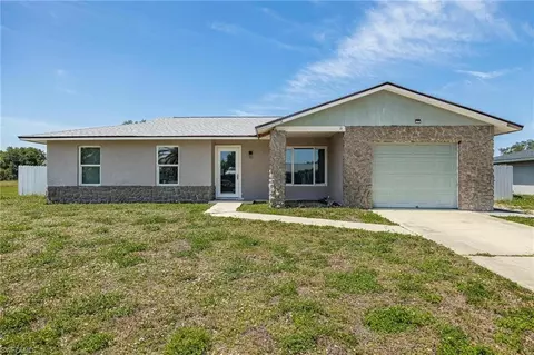 112 Airview Ave, Lehigh Acres, FL 33936