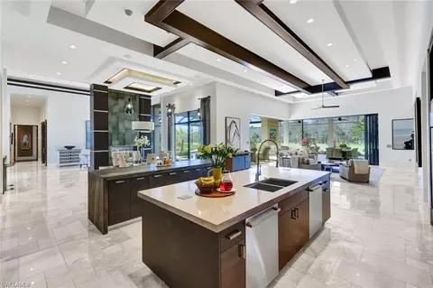 Kitchen - 4431 Wayside Dr, Naples, FL 34119 photo 3 of 4