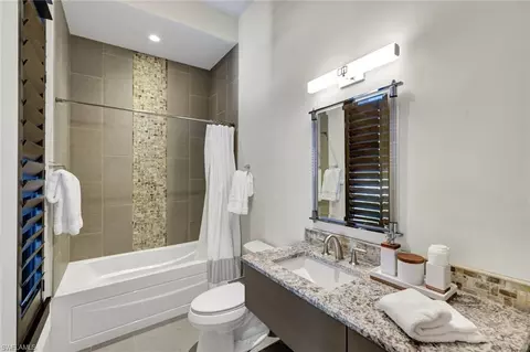 Bath - 4431 Wayside Dr, Naples, FL 34119 photo 6 of 7