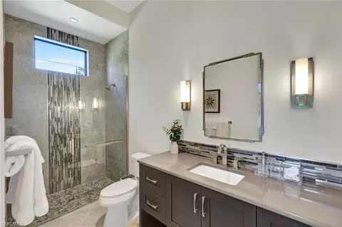 Bath - 4431 Wayside Dr, Naples, FL 34119 photo 7 of 7