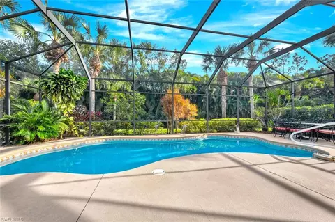 7846 Founders Cir, Naples, FL 34104