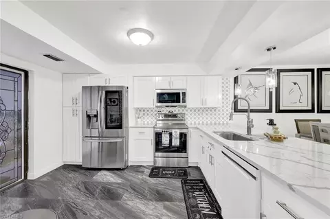 113 Pinebrook Dr, Fort Myers, FL 33907