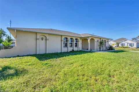 2028 SW 31st Ter, Cape Coral, FL 33914