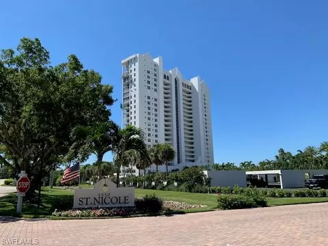 5550 Heron Point Dr #1603, Naples, FL 34108