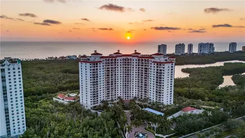 7575 Pelican Bay Blvd #605, Naples, FL 34108