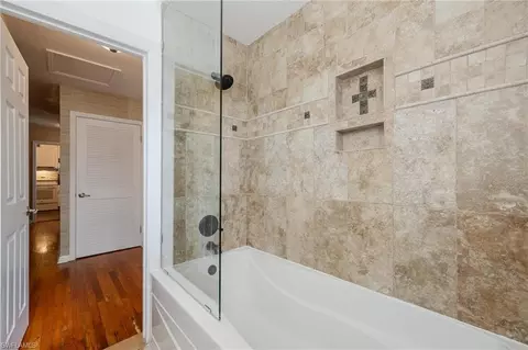 Bath - 250 E Circle Dr, Clewiston, FL 33440 photo 2 of 3