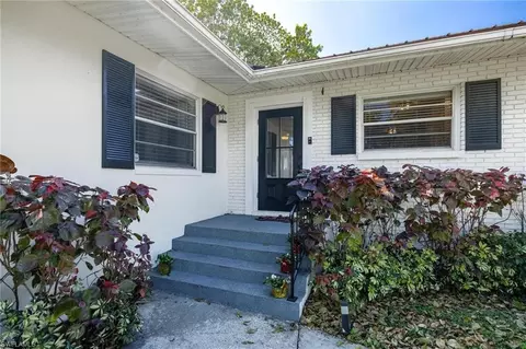 Exterior - 250 E Circle Dr, Clewiston, FL 33440 photo 7 of 10