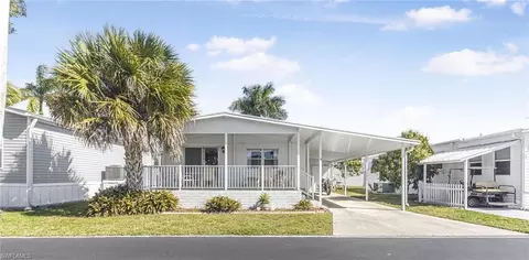 8 Muleshoe Trl, Naples, FL 34113