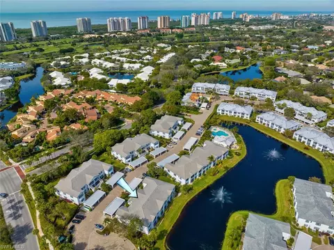 824 Tanbark Dr #102, Naples, FL 34108