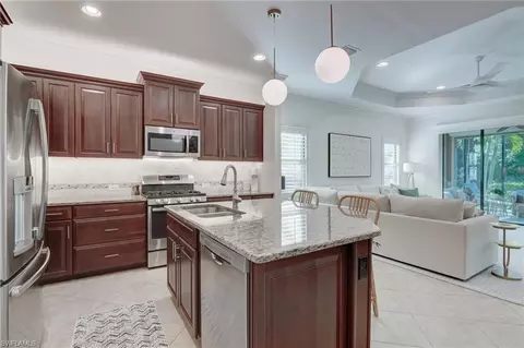 10033 Montevina Dr, Estero, FL 33928 photo 8