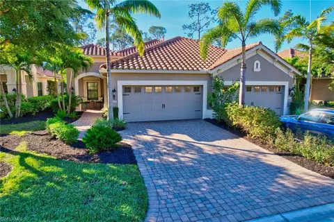 10033 Montevina Dr, Estero, FL 33928