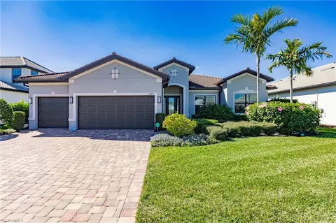 14319 Pine Hollow Dr, Estero, FL 33928