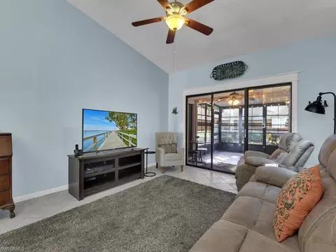 4670 Lakeside Club Blvd #3, Fort Myers, FL 33905
