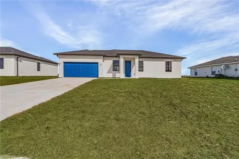 9027 Maywood Cir, Labelle, FL 33935