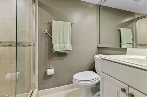 37 High Point Cir E #403, Naples, FL 34103 photo 13