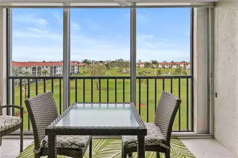 37 High Point Cir E #403, Naples, FL 34103 photo 2