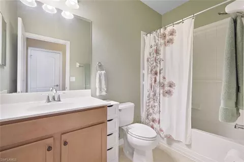 Bath - 21025 Bella Terra Blvd, Estero, FL 33928 photo 4 of 4