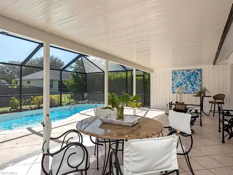 22 Willoughby Dr, Naples, FL 34110 photo 11
