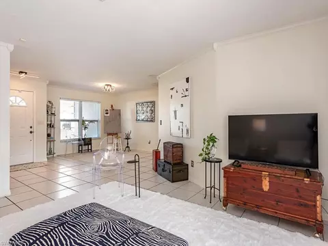 22 Willoughby Dr, Naples, FL 34110 photo 3