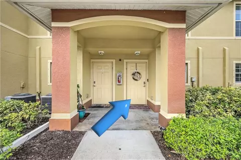 9072 Gervais Cir #304, Naples, FL 34120
