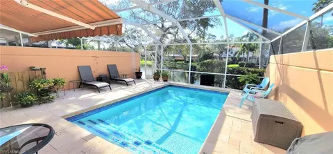 5807 Cove Cir #12, Naples, FL 34119