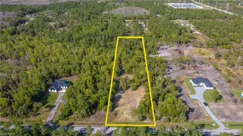 489 Shady Hollow Blvd E, Naples, FL 34120