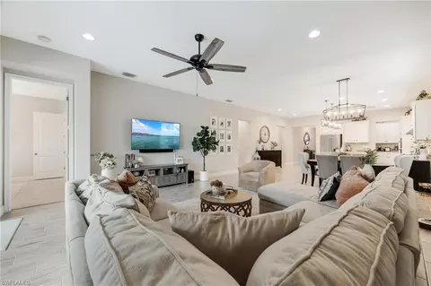 3621 Pilot Cir, Naples, FL 34120 photo 11