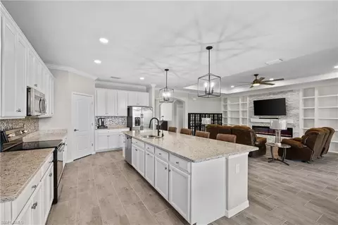 Kitchen - 17481 Cabrini Way, Estero, FL 33928 photo 3 of 5