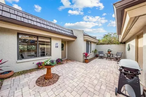 182 Bears Paw Trl, Naples, FL 34105