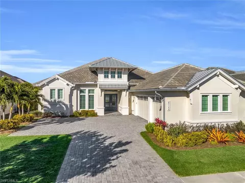 6140 Antigua Way, Naples, FL 34113