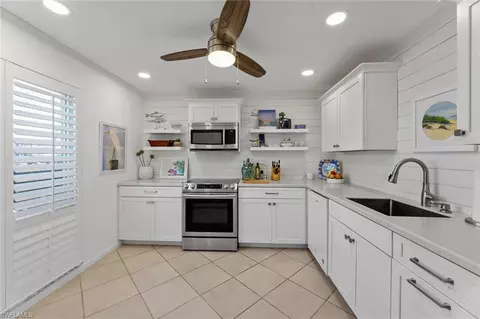 Kitchen - 263 Candycane Ln #7, Naples, FL 34112 photo 2 of 3