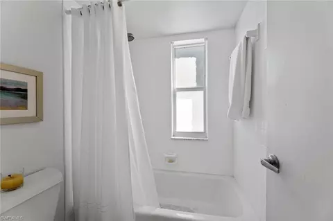 Bath - 263 Candycane Ln #7, Naples, FL 34112 photo 3 of 4