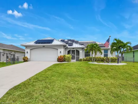 2829 SW 8th Pl, Cape Coral, FL 33914