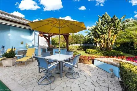 Exterior - 540 Ketch Dr, Naples, FL 34103 photo 8 of 9