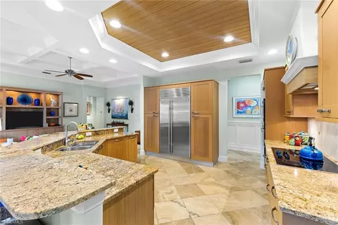 Kitchen - 540 Ketch Dr, Naples, FL 34103 photo 4 of 4
