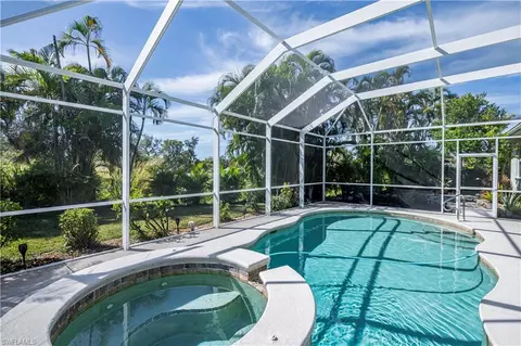 8783 Banyan Cove Cir, Fort Myers, FL 33919