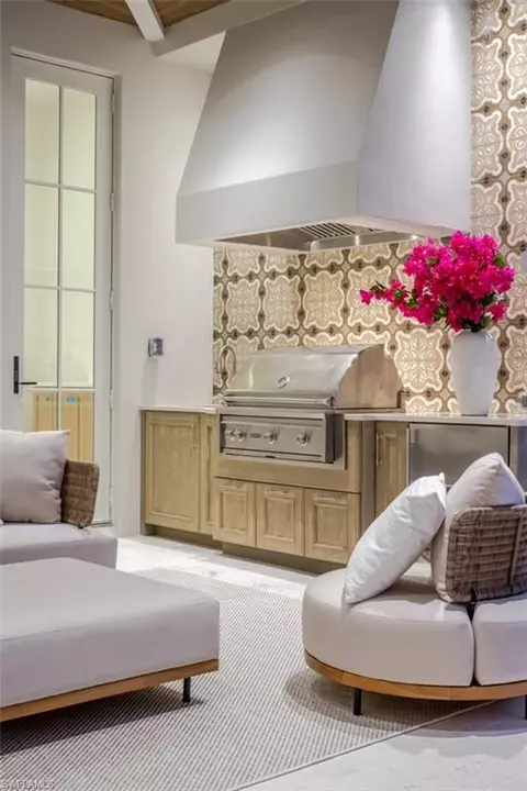 Kitchen - 128 1st Ave S, Naples, FL 34102 photo 6 of 6