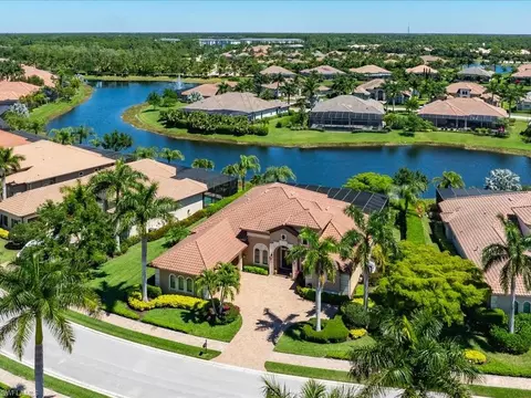 6490 Carema Ln, Naples, FL 34113