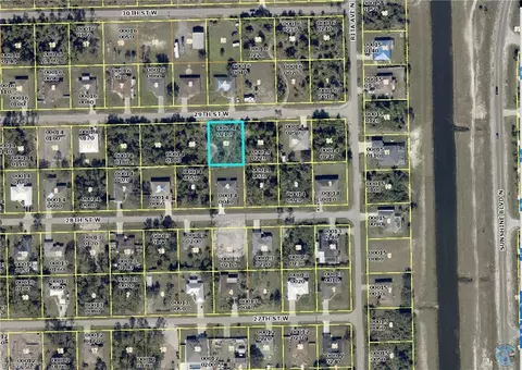 3407 29th St W, Lehigh Acres, FL 33971
